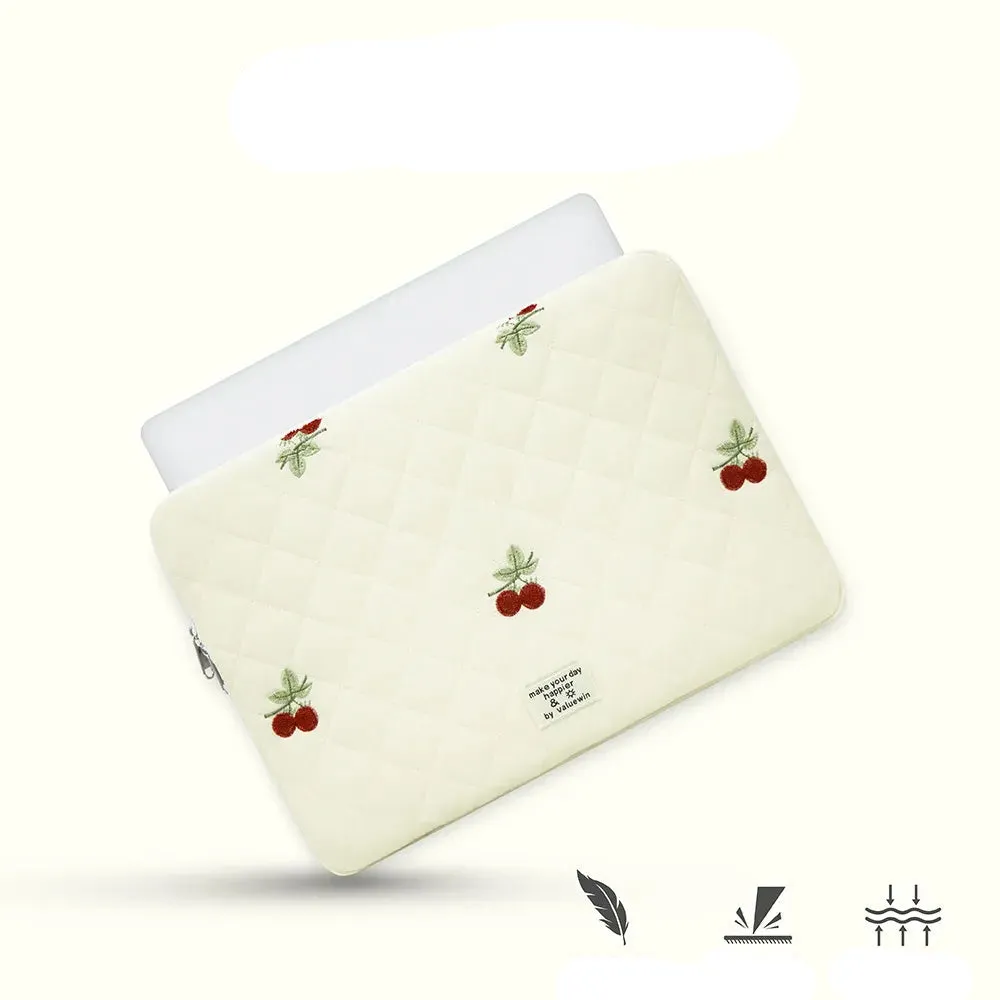 Lecoinpochette Cerise pochette ordinateur matelassée