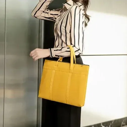 Lecoinpochette Yellow sacoche ordinateur jaune