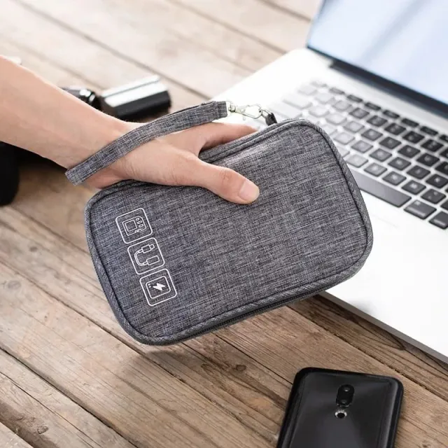 Lecoinpochette trousse câble et chargeur grise