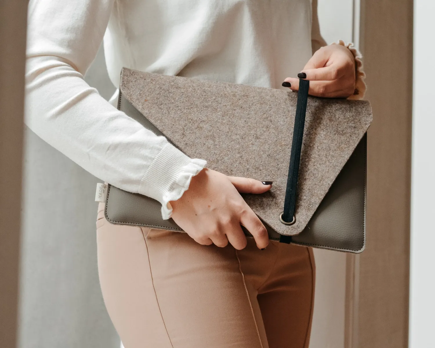 Made Out Of OFFICE set housse PC pochette câbles