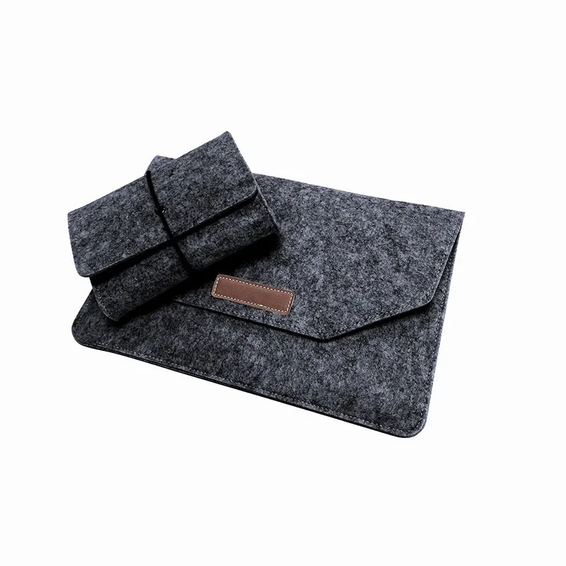Lecoinpochette housse MacBook Pro 14 feutrine gris cendre