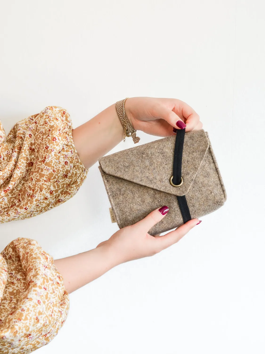 Made Out Of OFFICE set housse PC pochette câbles
